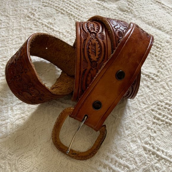 Accessories - Brown tooled leather belt made in mexico size 46